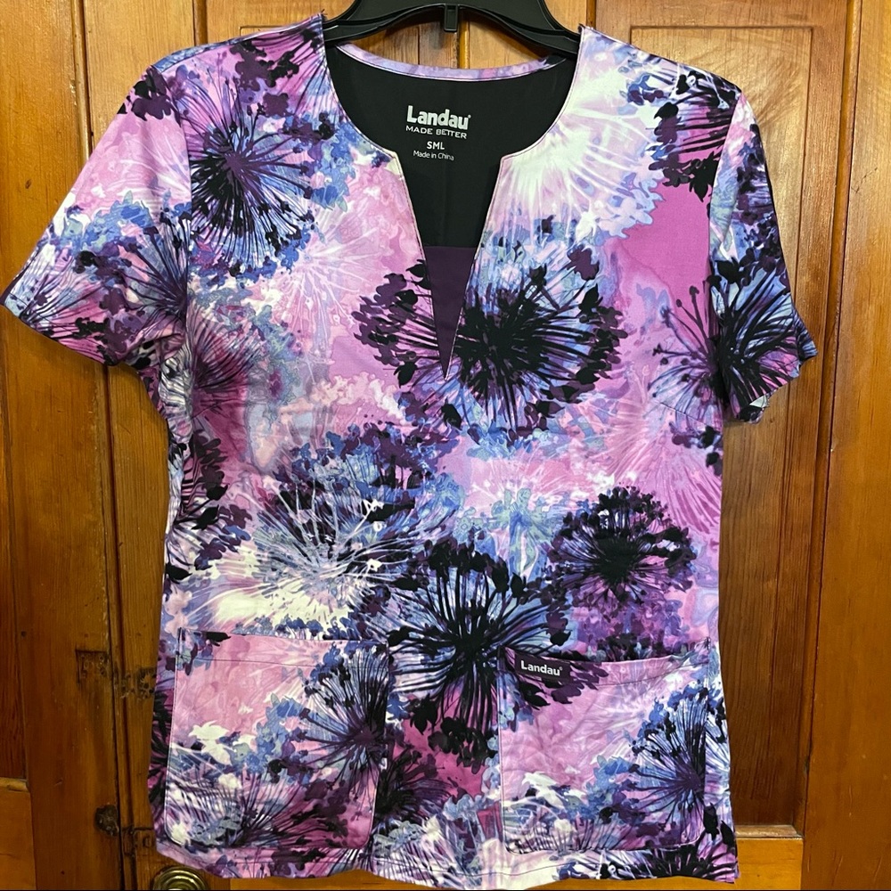 floral scrub top